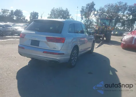 2017 Audi Q7 3.0T Premium z USA, uszkodzony, nr VIN WA1VAAF75HD003763